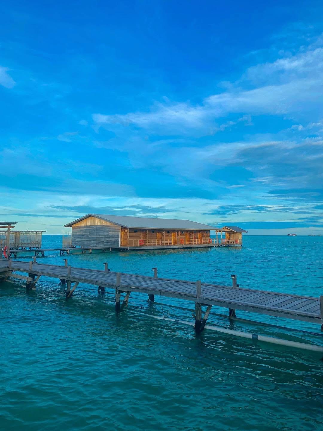 22 amenities and views